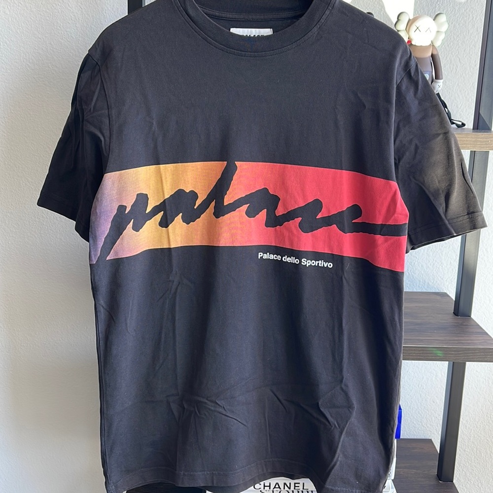 Palace T Shirt - Size Large